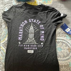 NWT 2022 TCS New York City Marathon “Marathon State of Mind”-women’s Size Small